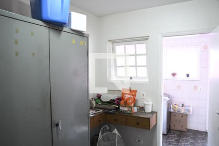 Casa de condomínio para alugar com 430m², 4 quartos e 3 vagasÁrea de Serviço