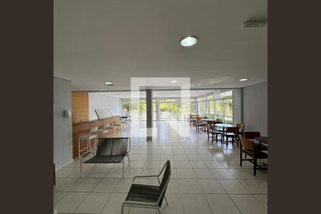 Apartamento para alugar com 80m², 3 quartos e 2 vagasÁrea comum - Salão de festas