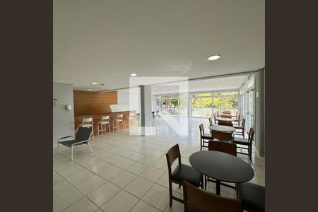 Apartamento para alugar com 80m², 3 quartos e 2 vagasÁrea comum - Salão de festas