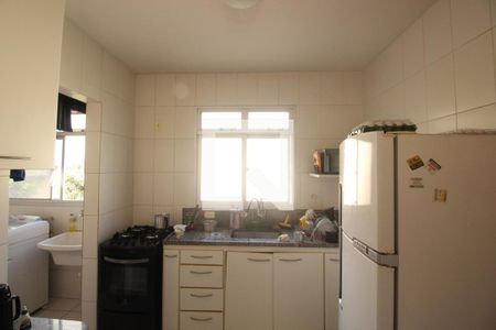 Apartamento à venda com 130m², 3 quartos e 2 vagasCozinha 