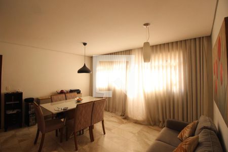 Sala  de apartamento à venda com 3 quartos, 130m² em Grajaú, Belo Horizonte