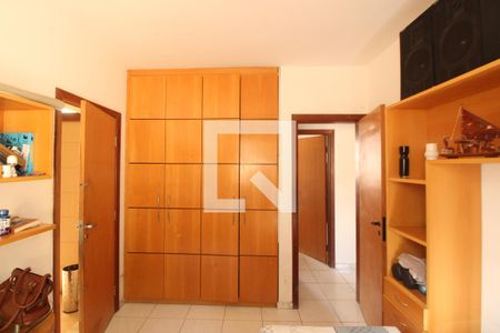Quarto  de apartamento à venda com 3 quartos, 130m² em Grajaú, Belo Horizonte