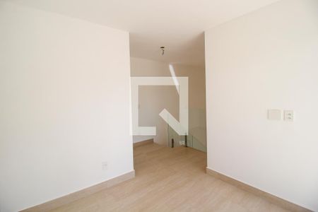 Apartamento à venda com 115m², 2 quartos e 2 vagas Apartamento à venda com 115m², 2 quartos e 2 vagasQuarto