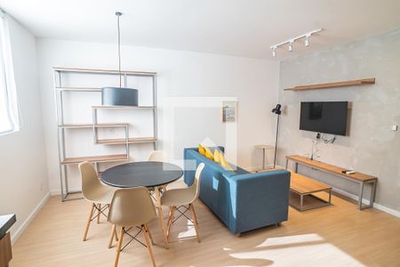 Sala de apartamento para alugar com 2 quartos, 57m² em Centro, Rio de Janeiro
