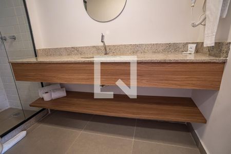 Apartamento para alugar com 57m², 2 quartos e sem vaga Apartamento para alugar com 57m², 2 quartos e sem vagaBanheiro