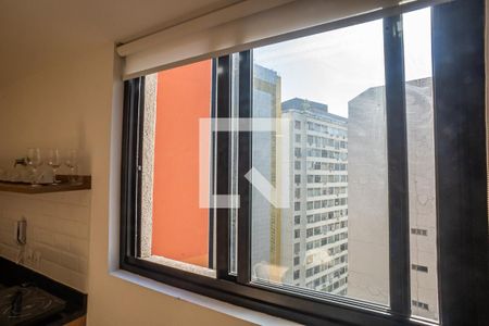 Apartamento para alugar com 57m², 2 quartos e sem vaga Apartamento para alugar com 57m², 2 quartos e sem vagaCozinha vista da Janela