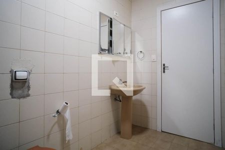 Casa para alugar com 150m², 2 quartos e 1 vaga Casa para alugar com 150m², 2 quartos e 1 vagaBanheiro