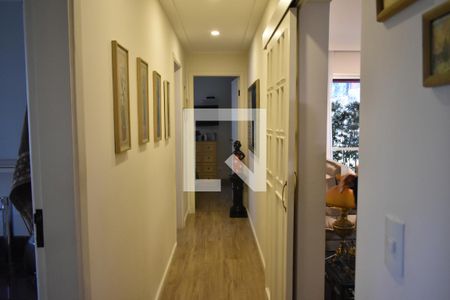 Corredor de apartamento à venda com 3 quartos, 79m² em Vila da Saúde, São Paulo