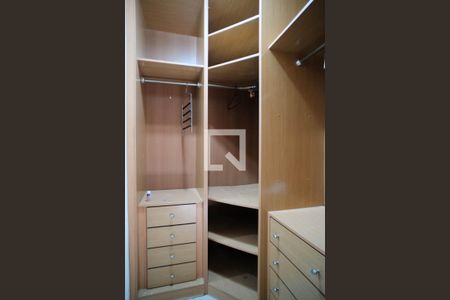 Casa à venda com 144m², 5 quartos e 2 vagasQuarto