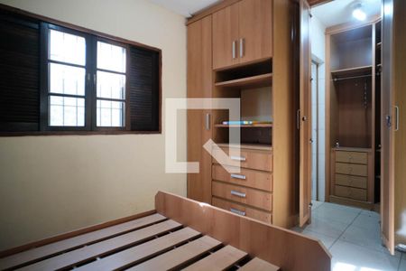 Casa à venda com 144m², 5 quartos e 2 vagasQuarto