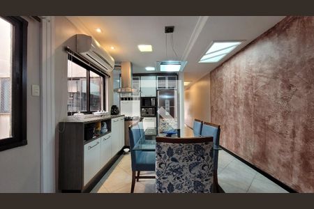 Apartamento à venda com 198m², 3 quartos e 2 vagas Apartamento à venda com 198m², 3 quartos e 2 vagasSala