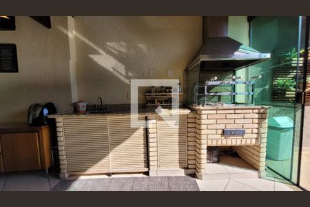 Apartamento à venda com 198m², 3 quartos e 2 vagas Apartamento à venda com 198m², 3 quartos e 2 vagasCobertura