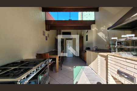 Apartamento à venda com 198m², 3 quartos e 2 vagas Apartamento à venda com 198m², 3 quartos e 2 vagasCobertura