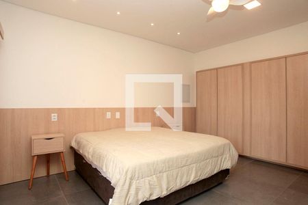 Sala + Quarto 1 de apartamento para alugar com 2 quartos, 40m² em Centro Histórico, Porto Alegre