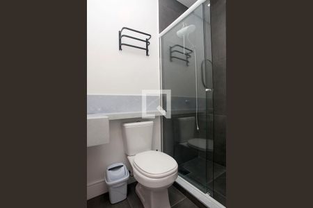 Banheiro de apartamento para alugar com 2 quartos, 40m² em Centro Histórico, Porto Alegre