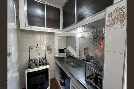 Apartamento à venda com 52m², 2 quartos e 1 vagaCozinha