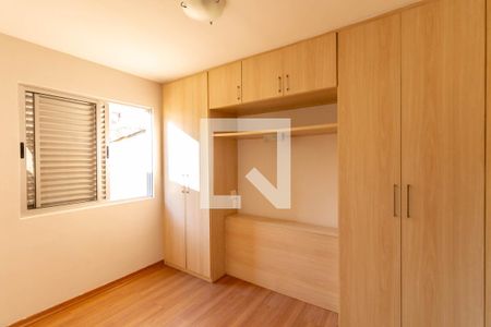 Apartamento para alugar com 71m², 3 quartos e 2 vagasQuarto 2