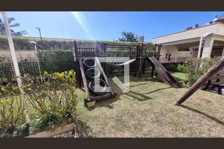 Apartamento à venda com 64m², 2 quartos e 1 vaga Apartamento à venda com 64m², 2 quartos e 1 vagaÁrea comum - Playground