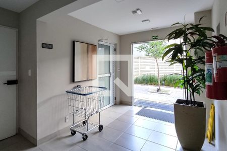 Apartamento à venda com 40m², 2 quartos e sem vaga Apartamento à venda com 40m², 2 quartos e sem vagaHall de Entrada
