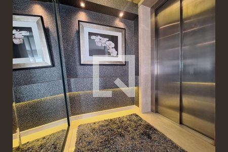 Apartamento à venda com 244m², 3 quartos e 5 vagas Apartamento à venda com 244m², 3 quartos e 5 vagasFoto 01