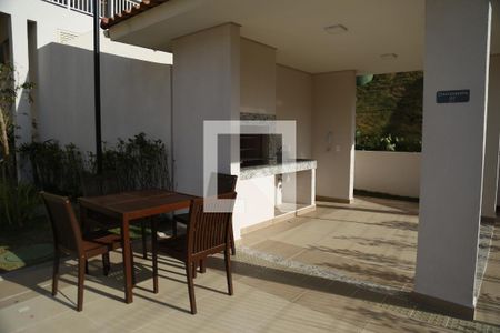 Apartamento à venda com 32m², 2 quartos e sem vagaÁrea comum - Churrasqueira