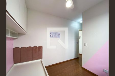 Quarto 1 de casa para alugar com 2 quartos, 70m² em Jardim Santos Dumont, São Paulo