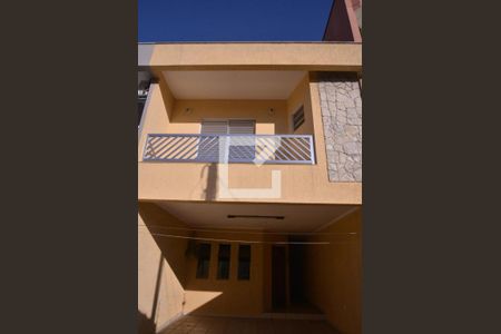 Casa à venda com 175m², 3 quartos e 4 vagasFachada