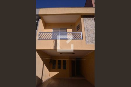 Casa à venda com 175m², 3 quartos e 4 vagasFachada