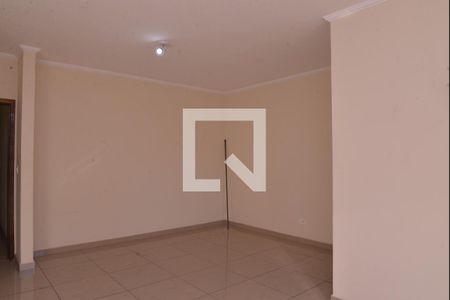 Casa à venda com 175m², 3 quartos e 4 vagasQuarto Suíte