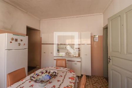 Casa à venda com 325m², 3 quartos e 6 vagas Casa à venda com 325m², 3 quartos e 6 vagasCozinha