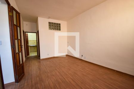 Sala de casa para alugar com 2 quartos, 179m² em Cascadura, Rio de Janeiro