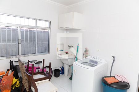 Casa à venda com 323m², 3 quartos e 2 vagas Casa à venda com 323m², 3 quartos e 2 vagasÁrea de Serviço