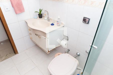 Casa à venda com 323m², 3 quartos e 2 vagasBanheiro Social