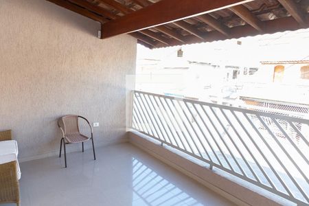 Sacada de casa à venda com 3 quartos, 323m² em Parque Continental Ii, Guarulhos