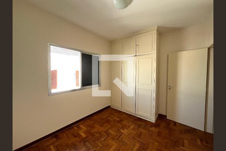 Casa à venda com 350m², 4 quartos e 4 vagas Casa à venda com 350m², 4 quartos e 4 vagasSuite 2