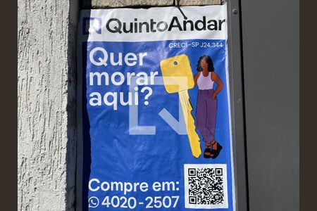 Casa à venda com 350m², 4 quartos e 4 vagas Casa à venda com 350m², 4 quartos e 4 vagasPlaquinha