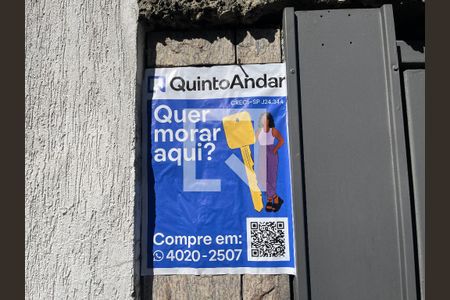 Casa à venda com 350m², 4 quartos e 4 vagas Casa à venda com 350m², 4 quartos e 4 vagasPlaquinha