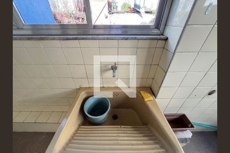 Casa à venda com 350m², 4 quartos e 4 vagas Casa à venda com 350m², 4 quartos e 4 vagasÁrea de Serviço