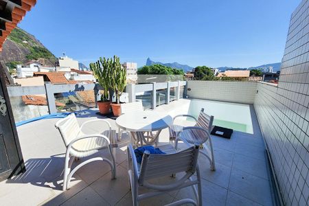 Casa à venda com 302m², 4 quartos e 1 vagaTerraço