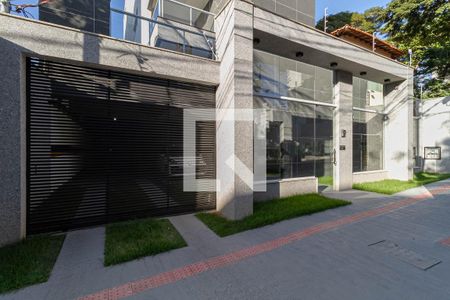 Apartamento à venda com 260m², 4 quartos e 4 vagasFachada