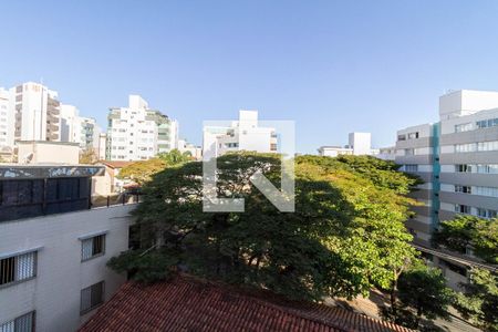 Apartamento à venda com 260m², 4 quartos e 4 vagasVista da suíte 2