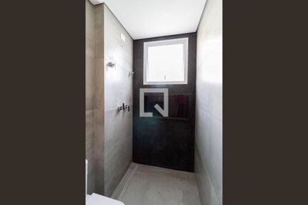 Apartamento à venda com 260m², 4 quartos e 4 vagasBanheiro da suíte 2