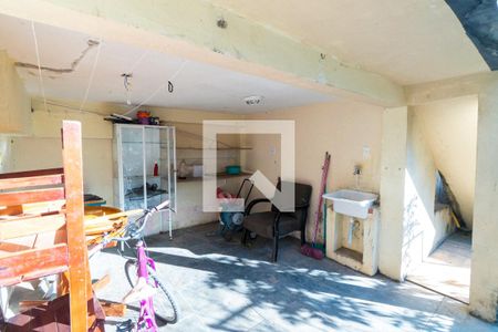 Casa à venda com 120m², 2 quartos e 5 vagasLavanderia