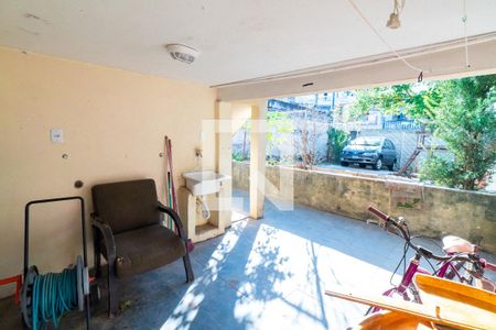 Casa à venda com 120m², 2 quartos e 5 vagasLavanderia