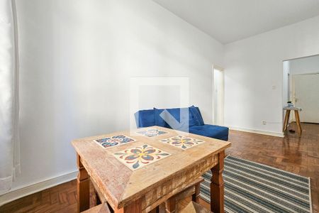 Sala de apartamento para alugar com 2 quartos, 70m² em Pitangueiras, Guarujá