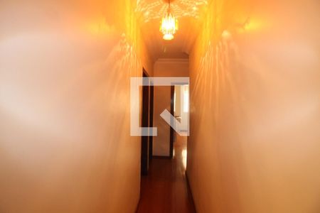 Corredor de apartamento à venda com 3 quartos, 109m² em Serra, Belo Horizonte