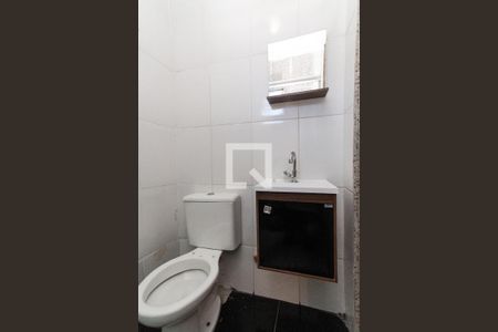 Casa para alugar com 60m², 2 quartos e sem vagaBanheiro