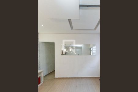 Sala   de casa para alugar com 2 quartos, 60m² em Jardim Brasil (zona Norte), São Paulo