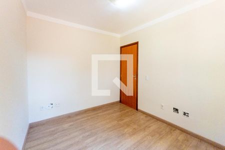 Apartamento à venda com 78m², 3 quartos e 1 vaga Apartamento à venda com 78m², 3 quartos e 1 vagaQuarto 2