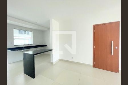 Apartamento à venda com 90m², 3 quartos e 2 vagasCozinha